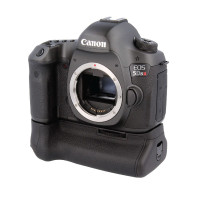Canon EOS 5Ds R with BG E...